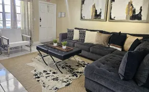 Glam 2 Bedroom Apartment Close to NSU in Cooper City - Image 4