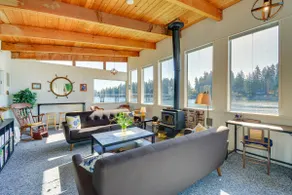 Gorgeous Allyn Getaway - No-Bank Waterfront! - Image 3