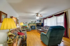 Charming Jefferson City Home: 2 Mi to Downtown! - Image 4