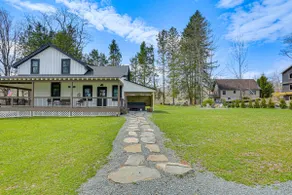 Hot Tub & Lake Access at Poconos Getaway! - Image 3
