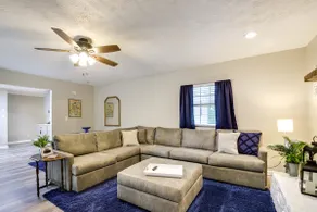 Bright Knoxville Vacation Rental w/ Large Backyard - Image 4