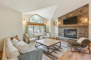 Angel Fire Rental Cabin w/ Hot Tub & Mountain View - Image 4