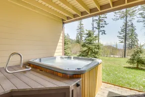 Ski-In/Ski-Out Whitefish Duplex w/ Hot Tub! - Image 3