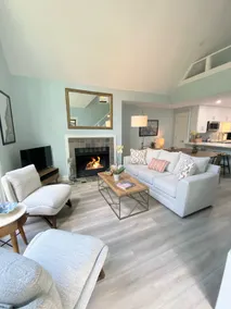 The Sapphire Retreat - Image 2