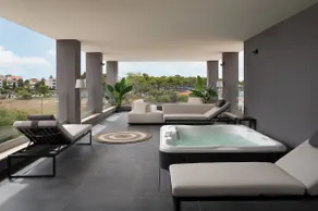 Modern villa w/ heated pool & terrace jacuzzi - Image 2