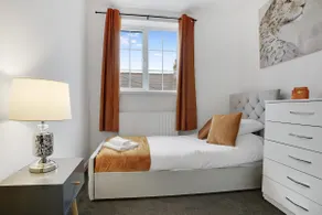 Comfortable three Bedroom Family Apartment - Image 3