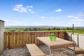 2 Bed Cottage with Garden & Stunning Field Views - Image 4