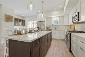 Oasis by Seaport Stays - Premier Townhome - Image 4