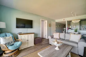 Pool Access & Views at Saint Helena Island Condo! - Image 2