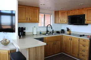 Private Cabin 21 with Jacuzzi Pet Friendly - Image 2