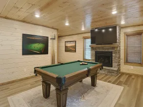 Twisted Pines by Smoky Cove Resort - Image 3