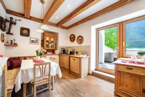 Ferienwohnung \"Sagschneiderhof Golden Delicious\" mit Bergblick, Whirlpool und WLAN - Image 3