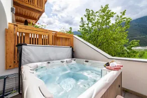 Ferienwohnung \"Sagschneiderhof Golden Delicious\" mit Bergblick, Whirlpool und WLAN - Image 2