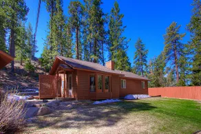 Walk to Beach | Pool Table | Pet-Friendly | BBQ - Image 2