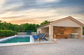 Seaside hideaway with a pool - Image 2
