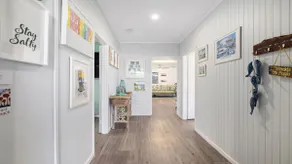 Pandanus At Emerald - Prime Beach Location, Cafes - Image 2