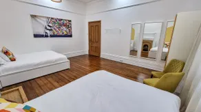 Sleeps 20 Stunning Ashton Mansion - Image 5