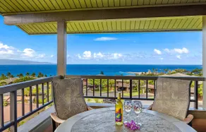 Epic Ocean View. Remodeled. Luxury condo. 2 Pools - Image 4