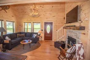 New River Log Cabin, HOT TUB, Fire Pit - Image 4