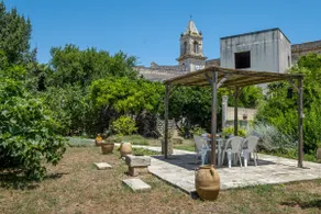 The Elia' residence - Image 3