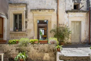 The Elia' residence - Image 4
