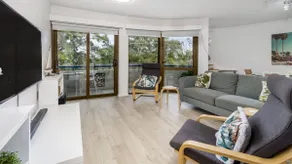 Executive Unit In The Treetops - Image 2