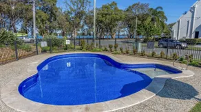 Executive Unit In The Treetops - Image 5