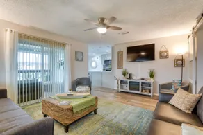 < 1/2 Mi to Beach! Hot Tub Haven in Galveston - Image 3