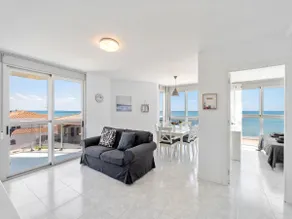 Dream vacation on the Mediterranean beach - Image 2