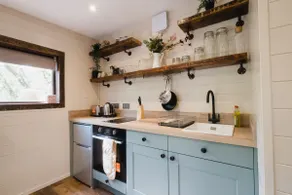 Couples Cabin, Cupwith - Image 3
