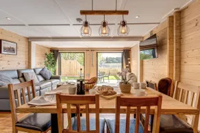 Buttercup Lodge - Image 2