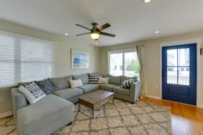 Avalon Vacation Rental w/ Porch & Grill! - Image 5