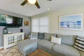 Avalon Vacation Rental w/ Porch & Grill! - Image 4
