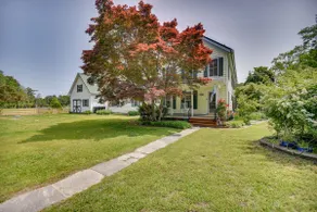 15 Mi to Gloucester: Waterfront Mathews Home! - Image 2