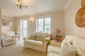 2 Bed in Holt oc-1810 - Image 5