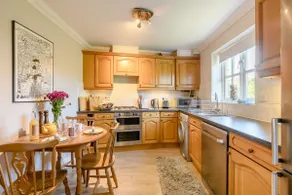 2 Bed in Holt oc-1810 - Image 2