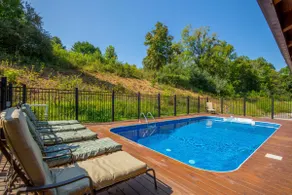 Creek Lodge | Hocking Hills, 7BR, Pool, Theater - Image 2