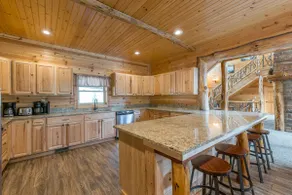 Creek Lodge | Hocking Hills, 7BR, Pool, Theater - Image 4