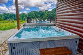 Falls Lodge | Hocking Hills, 7BR Estate, Pool - Image 4
