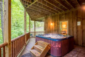 Grand Bentley | Hocking Hills, Pool & Theater - Image 4