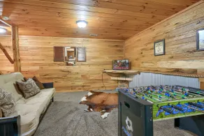 Hickory House | Hocking Hills, 30 Acres, Pets - Image 4