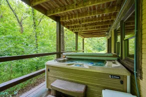 Hickory House | Hocking Hills, 30 Acres, Pets - Image 2