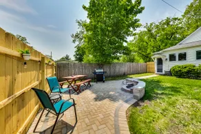 The Cottage on Warren, Downtown, Backyard Fire Pit - Image 5