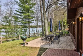 Large lakeside cabin in Minocqua with dock! - Image 5