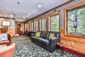 Large lakeside cabin in Minocqua with dock! - Image 3