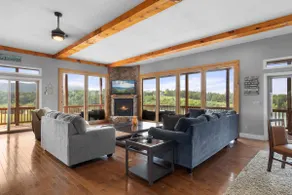 Wonderland Cove | Pet Friendly, On Lake, Fence! - Image 5