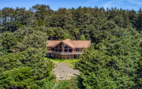 Hilltop Ocean Views, Game Room, Pet-Friendly - Image 5