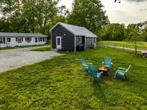 Walk to Lake Erie | Huron Home Near Cedar Point - Image 4
