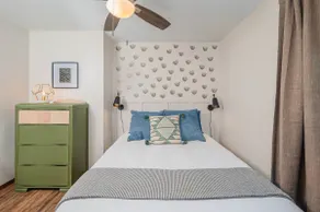 Cozy Family Retreat near Grocery & Highways - Image 4