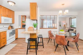 Cozy Family Retreat near Grocery & Highways - Image 2